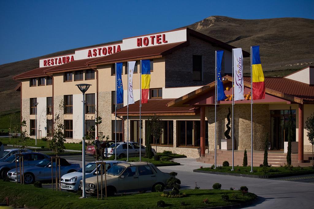 Hotel Astoria Алба-Юлия Экстерьер фото